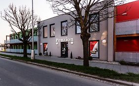 Penzion v jízdárně